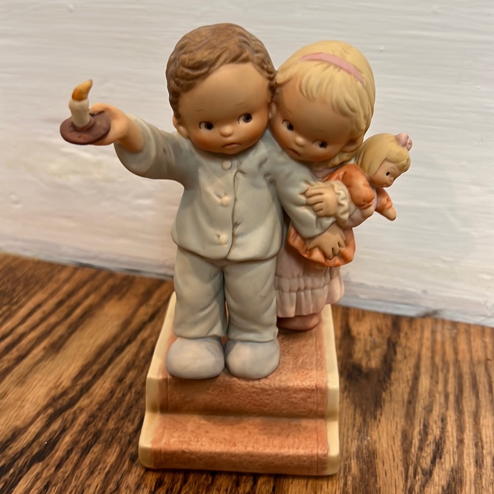 Vintage Memories of Yesterday Figurine - Is it Really Santa